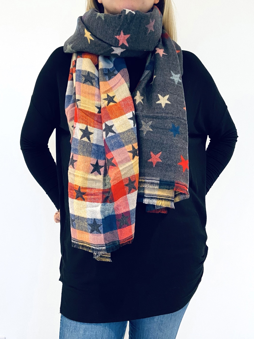 grey and pattern star scarf
